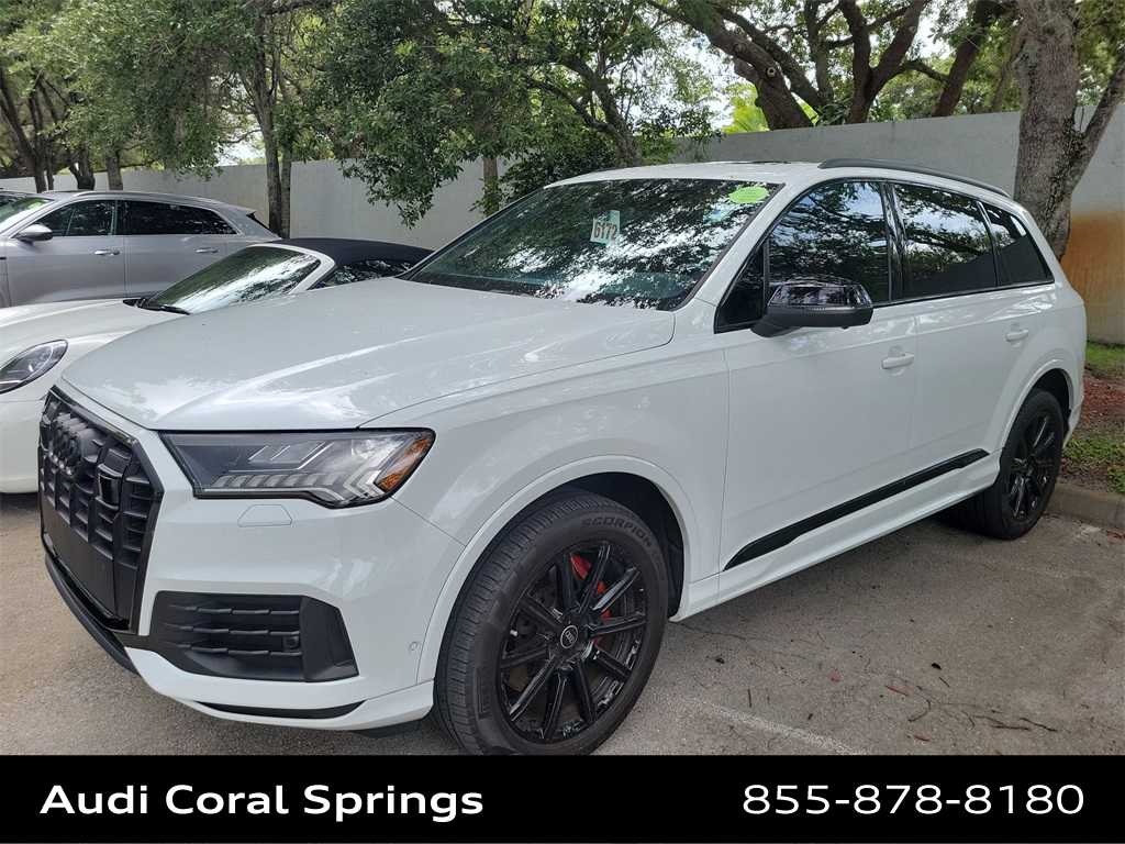 Thumbnail: 2023 Audi Q7 - 10