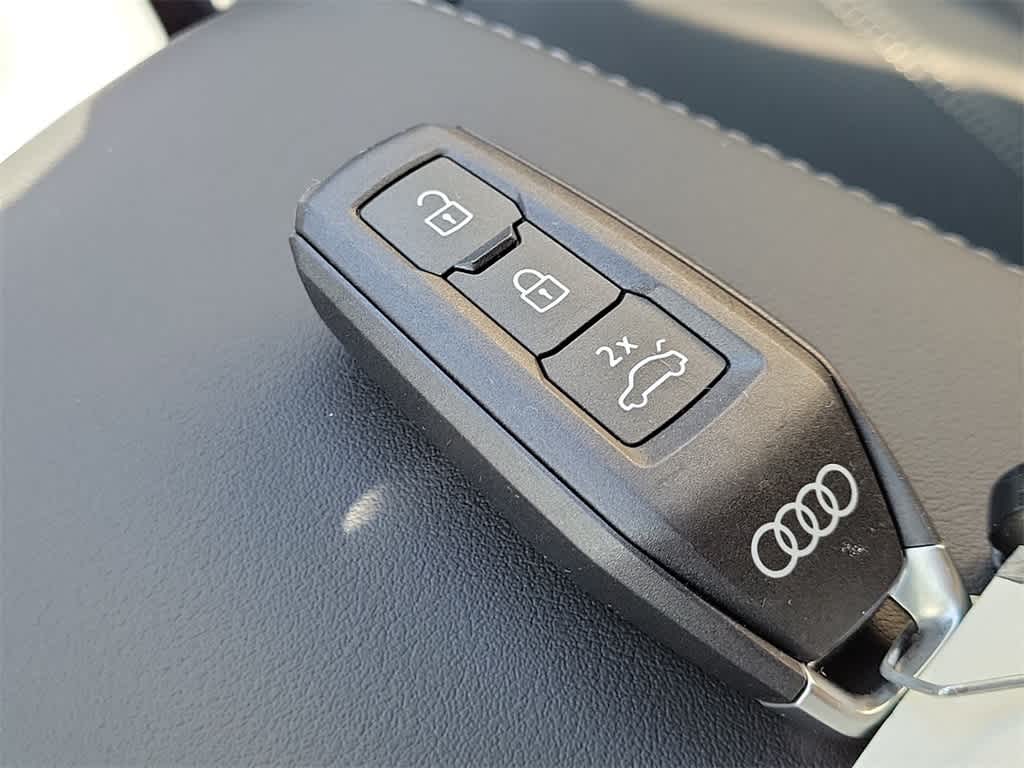 Thumbnail: 2025 Audi Q5 - 28