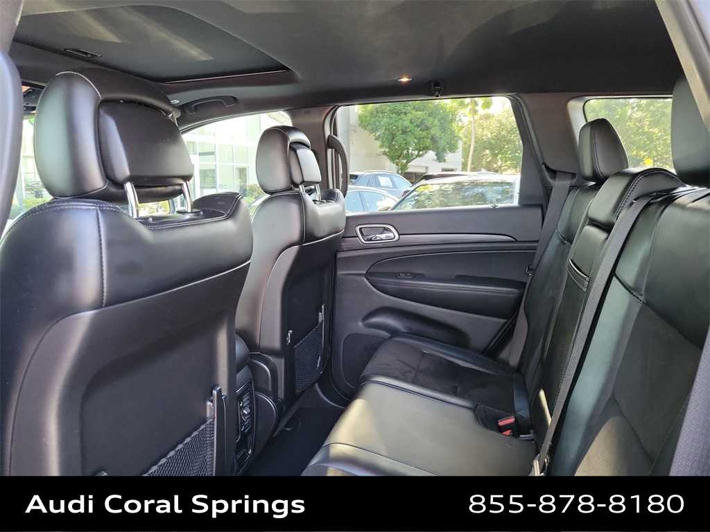 Thumbnail: 2020 Jeep Grand Cherokee - 12