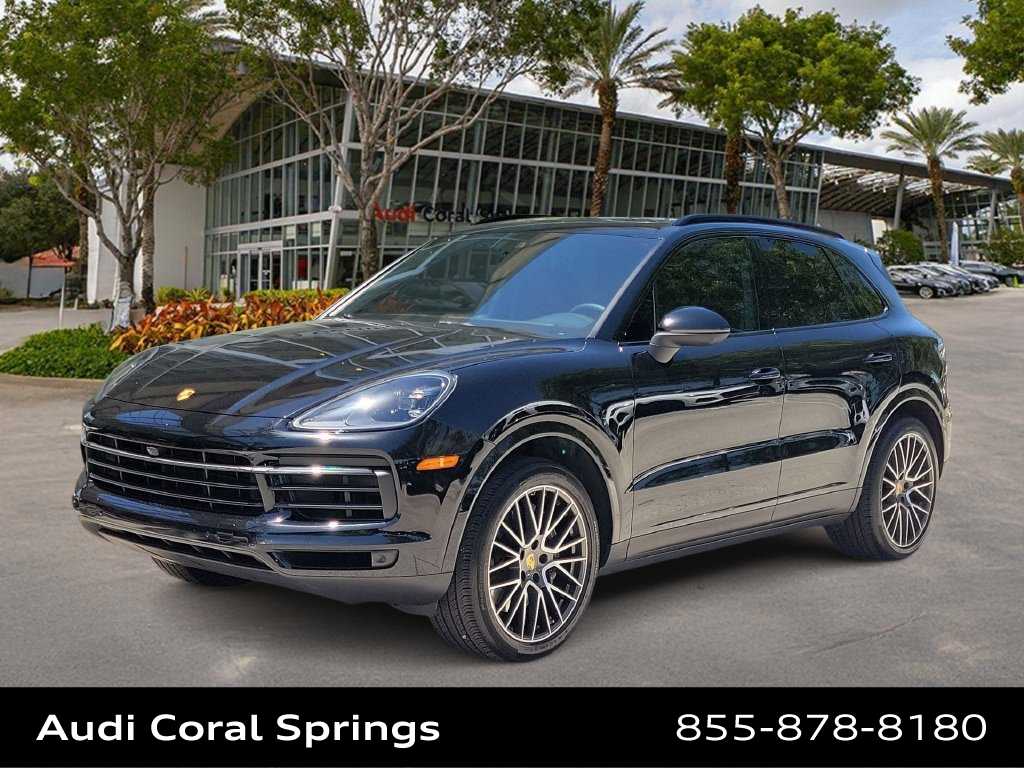2023 Porsche Cayenne Base