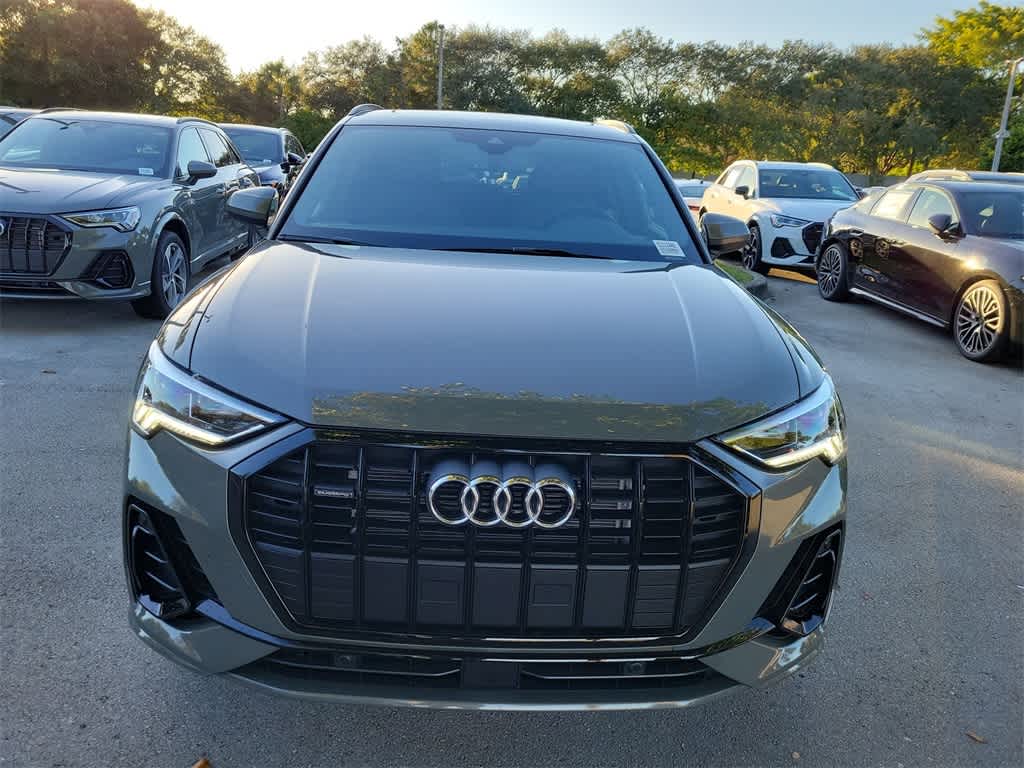 Thumbnail: 2025 Audi Q3 - 14