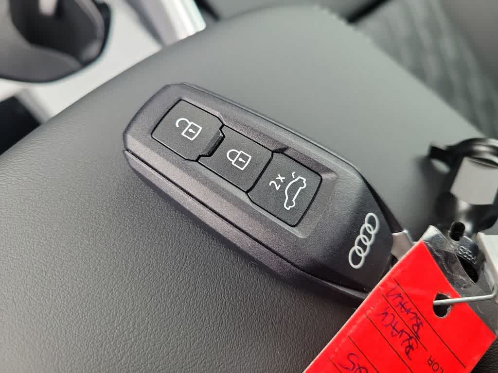 Thumbnail: 2026 Audi SQ5 - 28