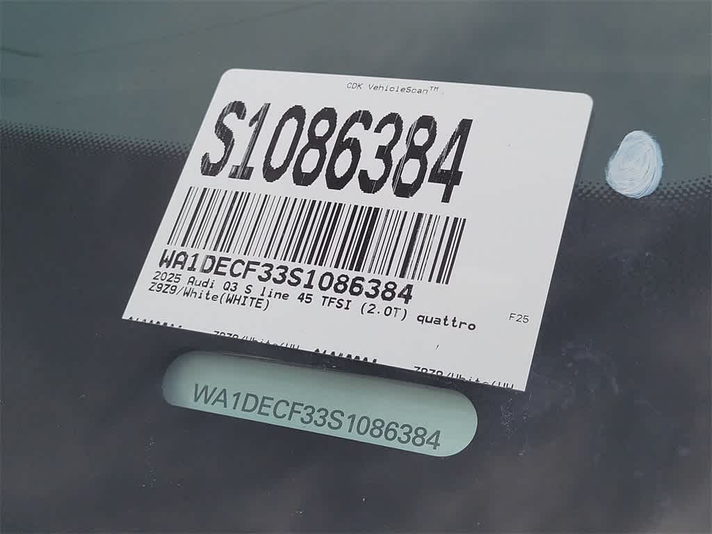 Thumbnail: 2025 Audi Q3 - 21