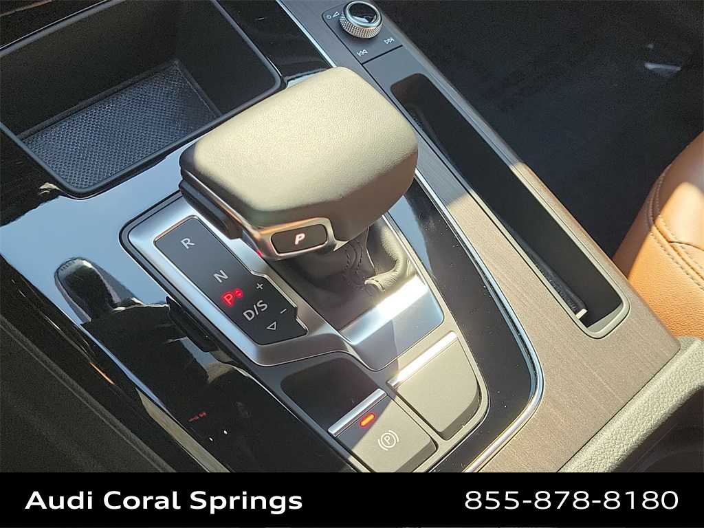 Thumbnail: 2023 Audi Q5 - 25