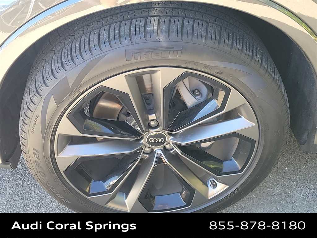 Thumbnail: 2025 Audi Q7 - 23