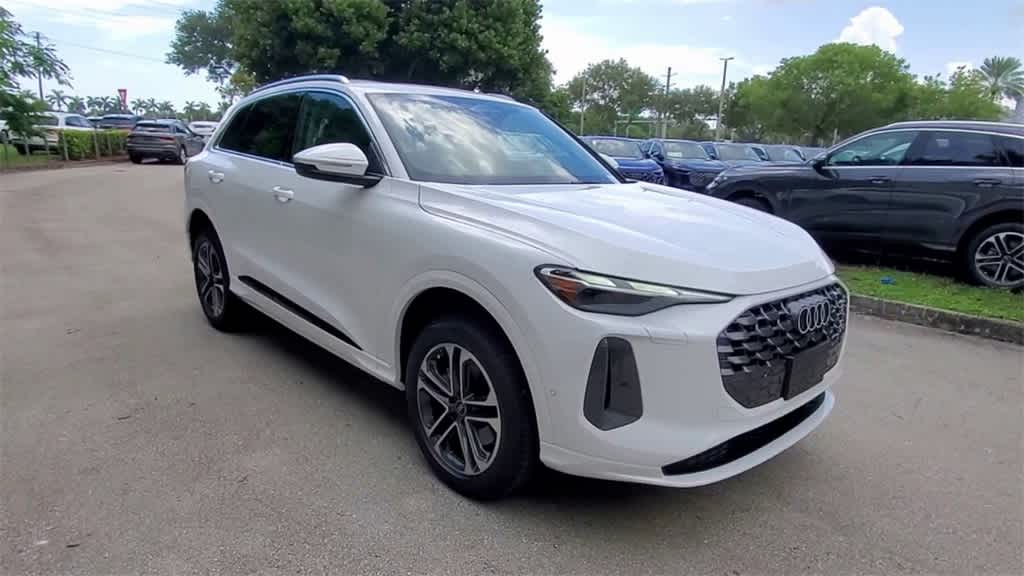 Thumbnail: 2025 Audi Q5 - 2