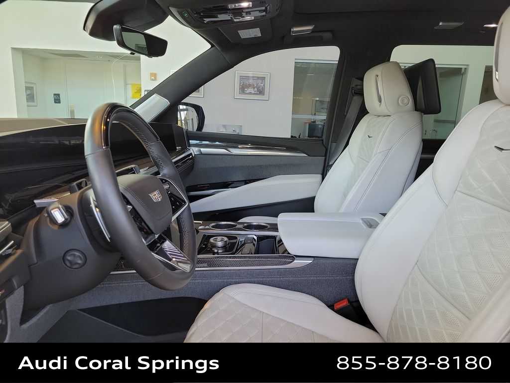 Thumbnail: 2025 Cadillac Escalade - 11