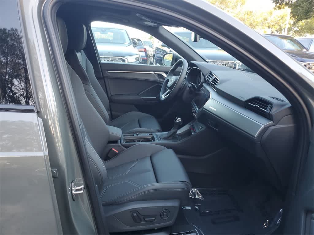 2025 Audi Q3 Premium 22