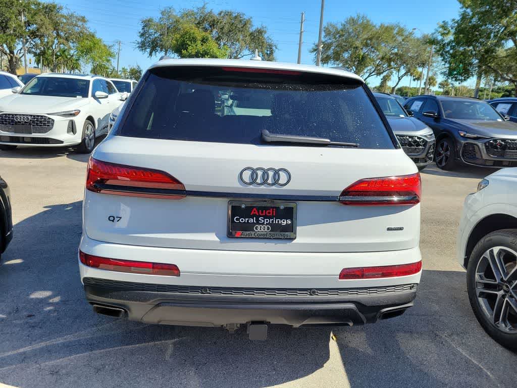 Thumbnail: 2026 Audi Q7 - 5
