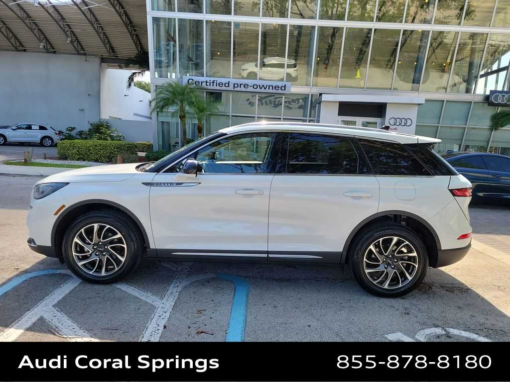 Thumbnail: 2020 Lincoln Corsair - 11