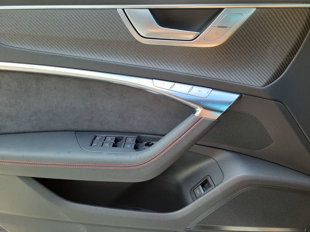 Thumbnail: 2026 Audi RS 7 - 19