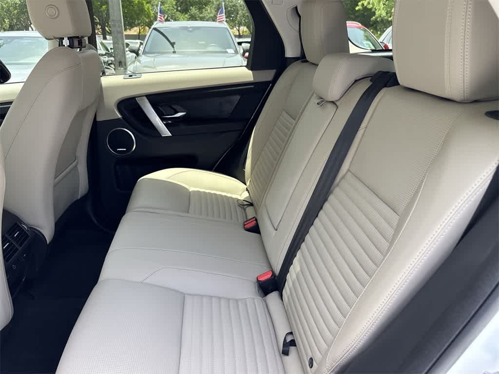 2024 Land Rover Discovery Sport S 27