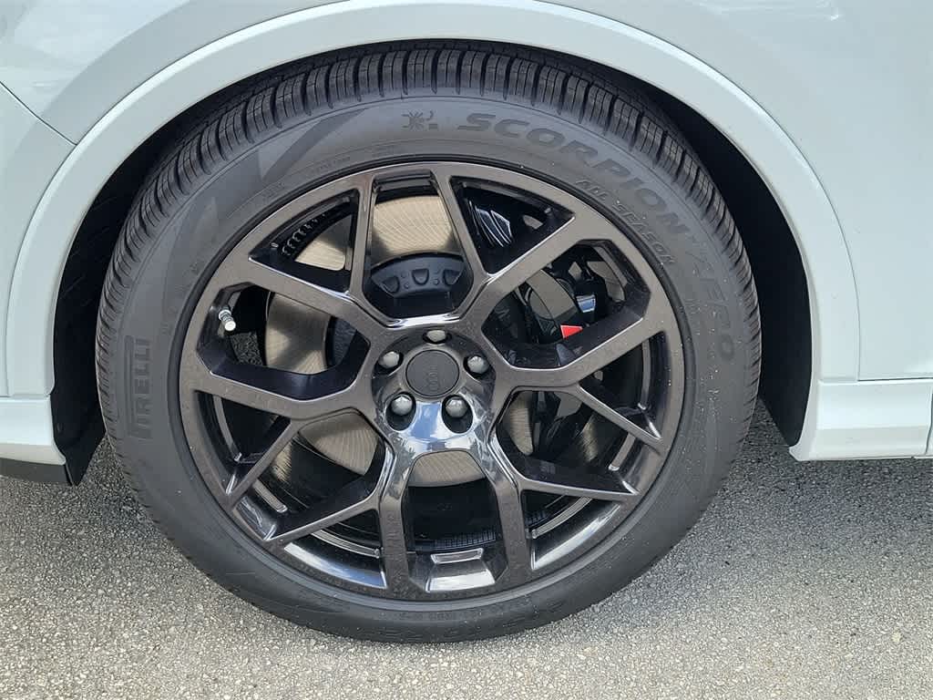 Thumbnail: 2026 Audi SQ7 - 8