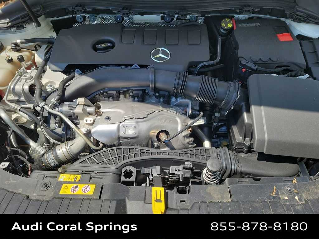 Thumbnail: 2023 Mercedes-Benz GLA - 17