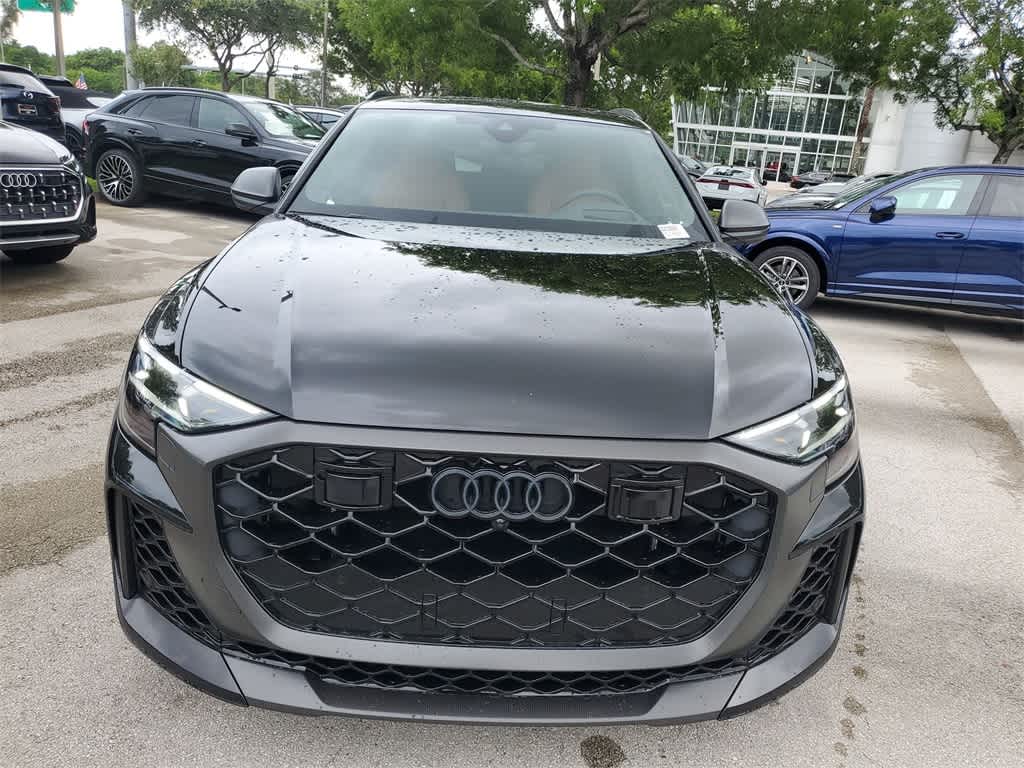 2025 Audi RS Q8 4.0T 3