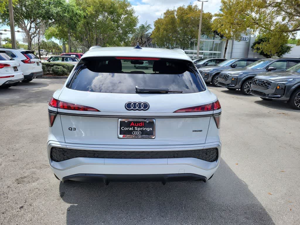 Thumbnail: 2026 Audi Q3 - 7