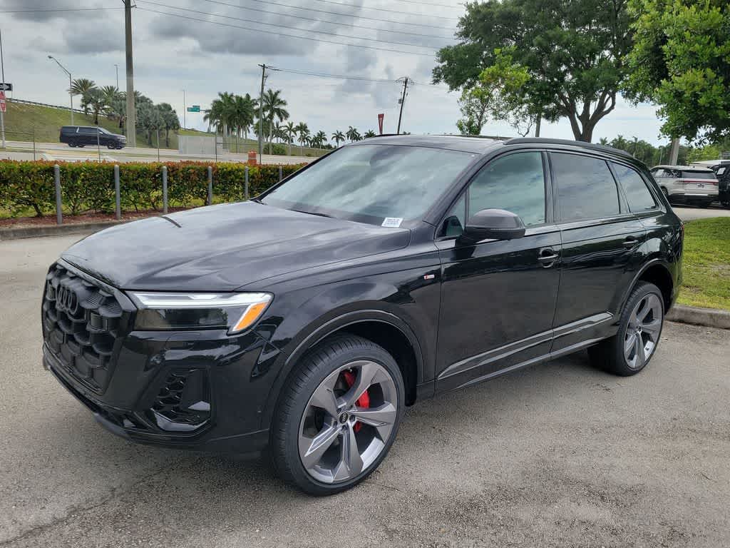 Thumbnail: 2026 Audi Q7 - 4