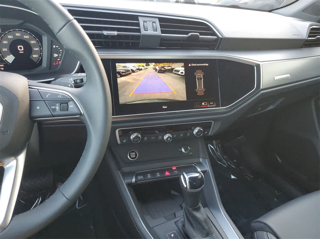 2025 Audi Q3 Premium 24