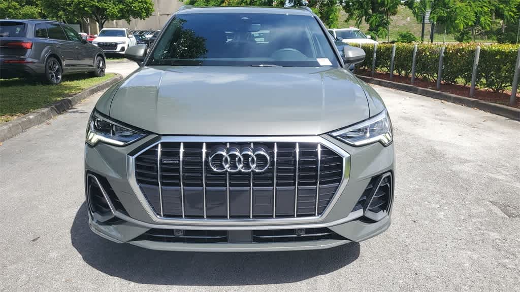 Thumbnail: 2025 Audi Q3 - 14