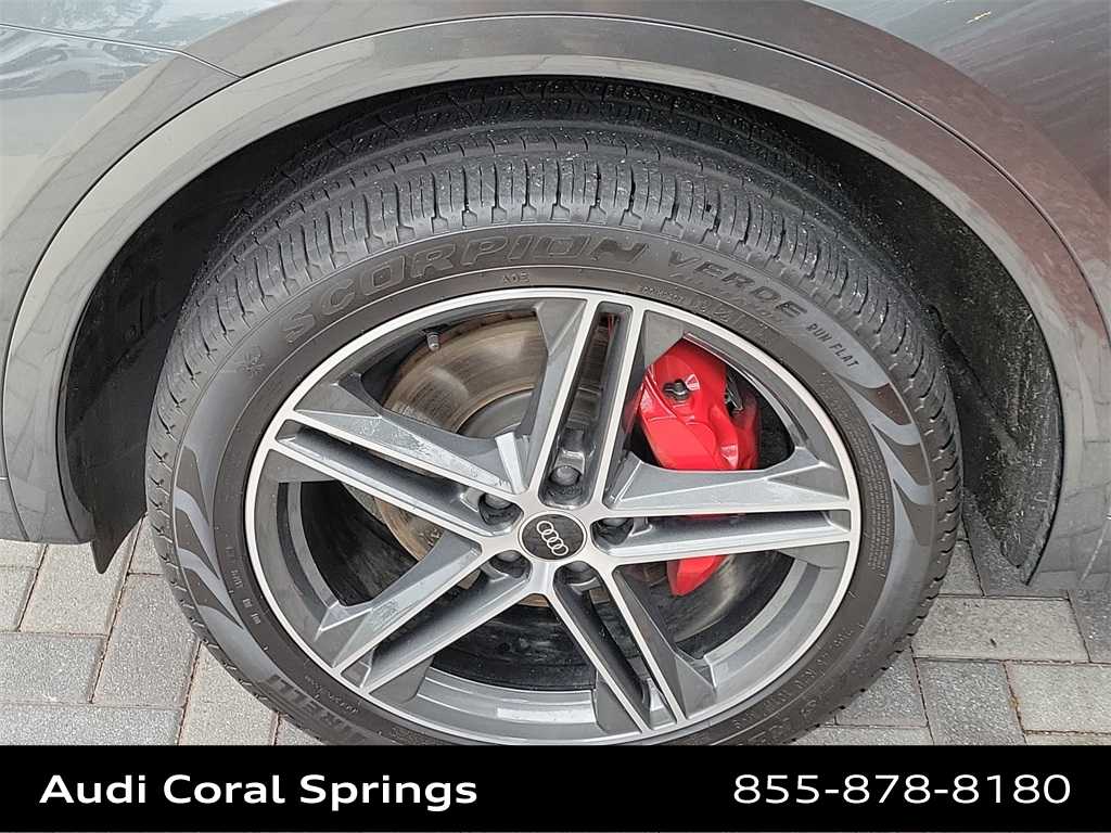 Thumbnail: 2025 Audi Q5 - 8