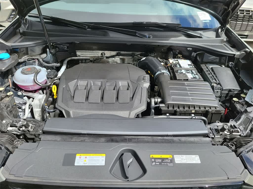 Thumbnail: 2025 Audi Q3 - 9