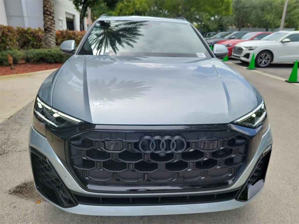 Thumbnail: 2025 Audi Q8 - 14