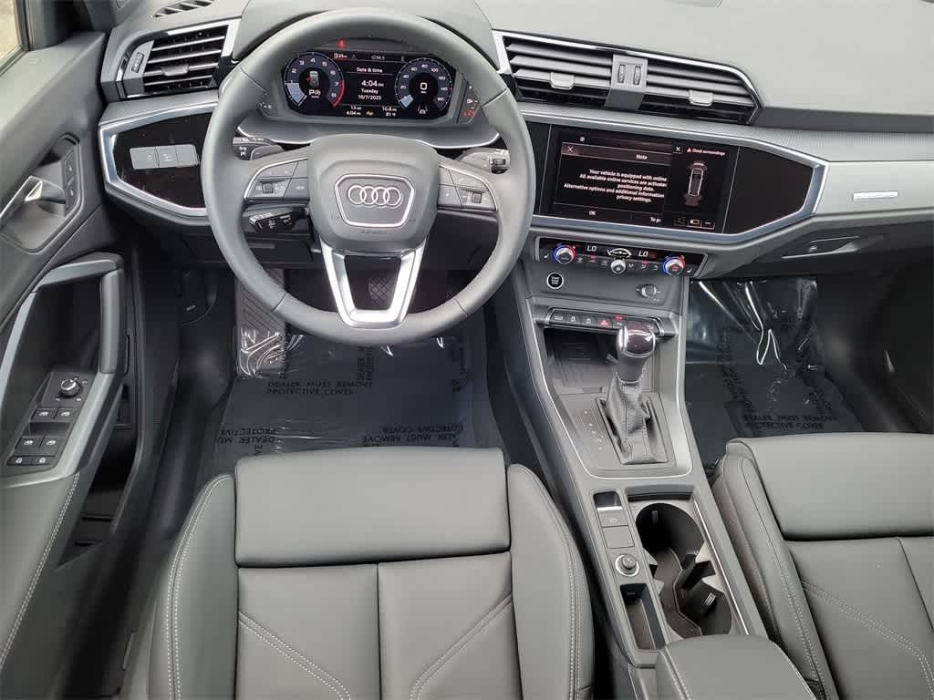 Thumbnail: 2025 Audi Q3 - 10