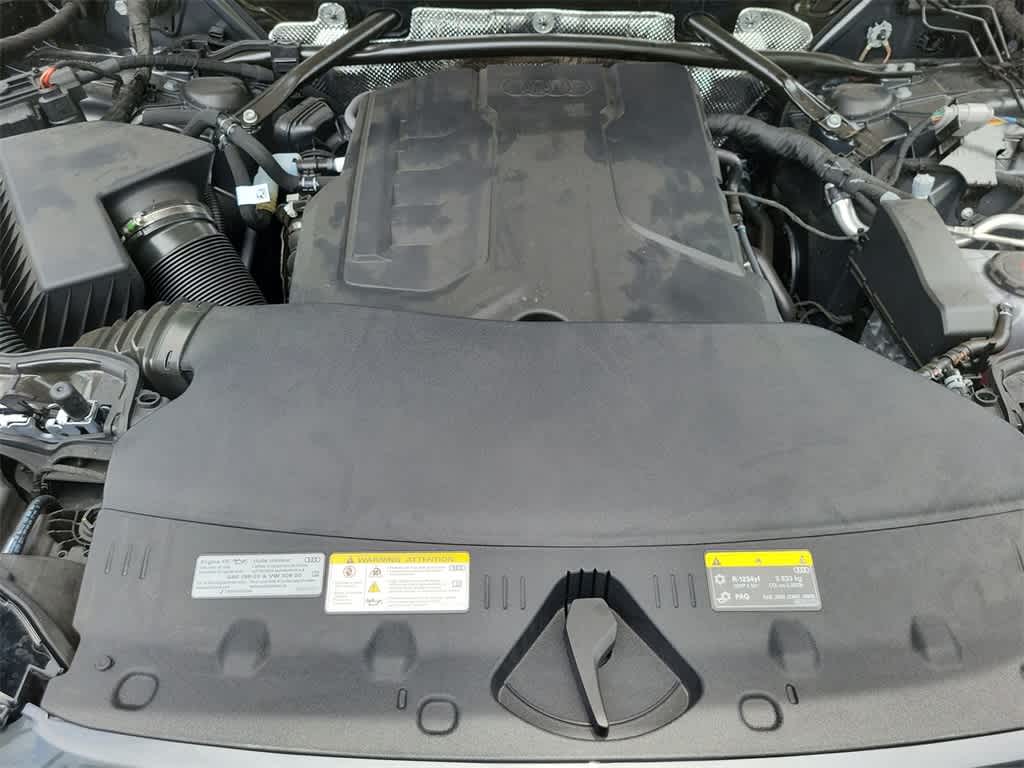 Thumbnail: 2025 Audi Q5 - 9