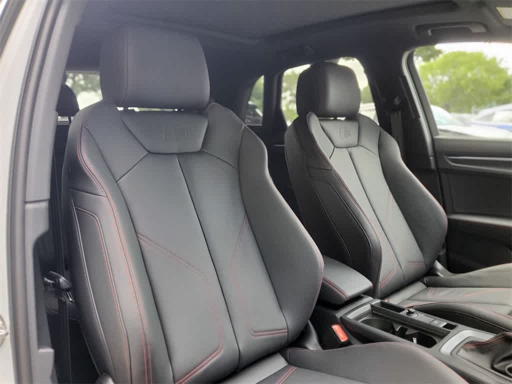 Thumbnail: 2025 Audi Q3 - 21