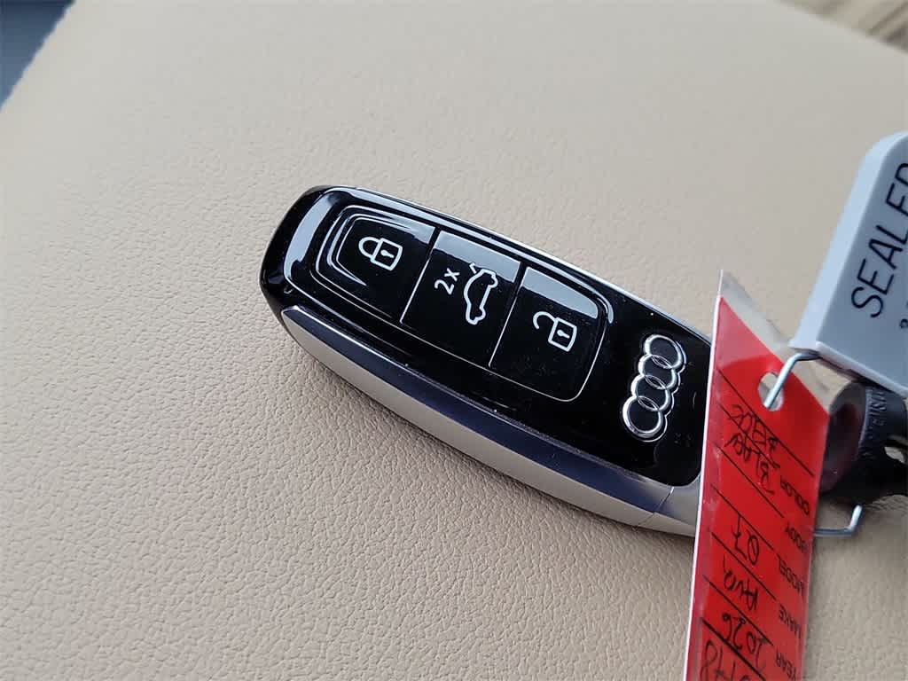 Thumbnail: 2026 Audi Q7 - 20