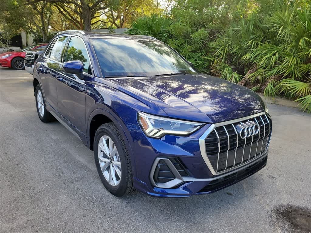 Thumbnail: 2025 Audi Q3 - 2
