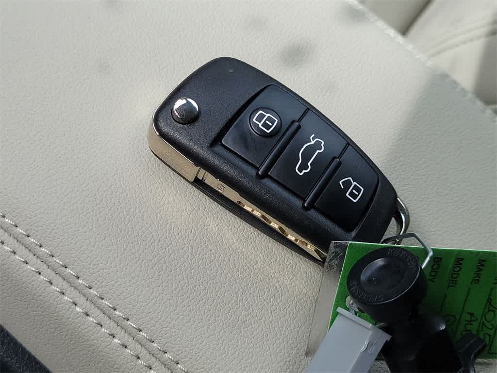 Thumbnail: 2025 Audi Q3 - 20