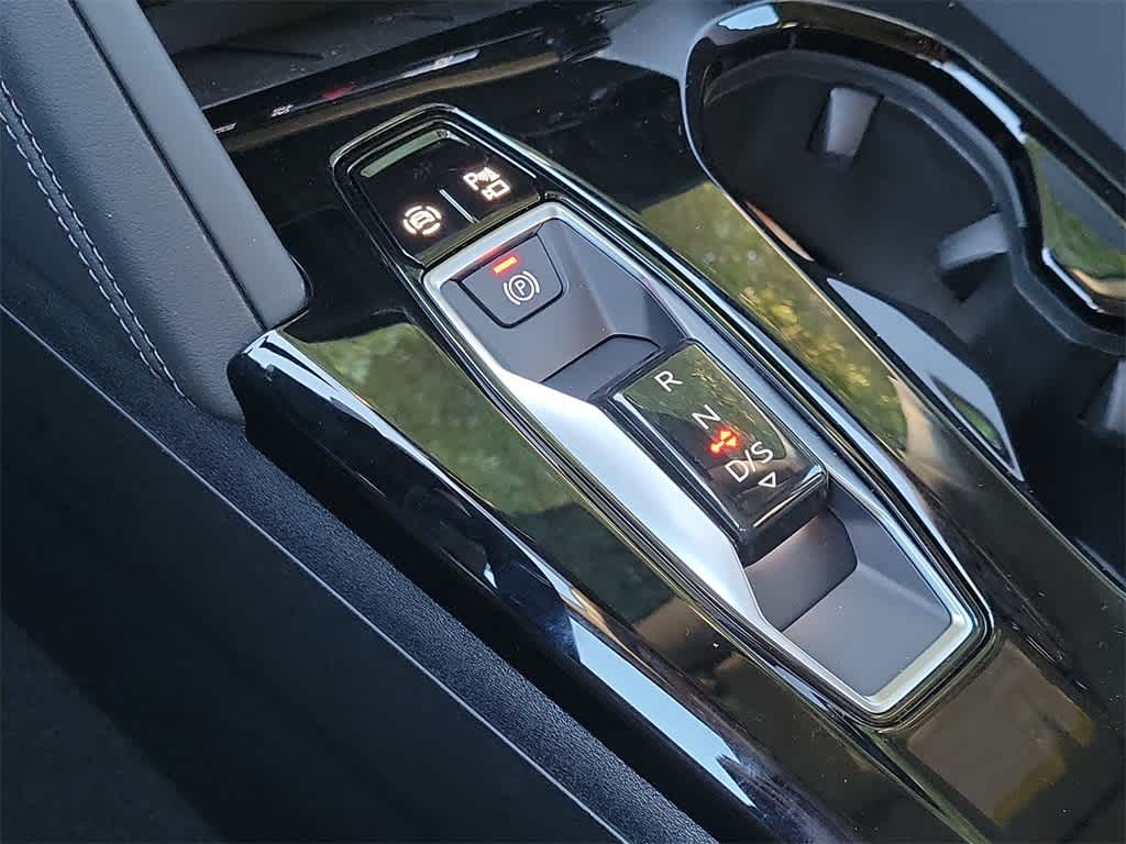 Thumbnail: 2025 Audi Q5 - 17