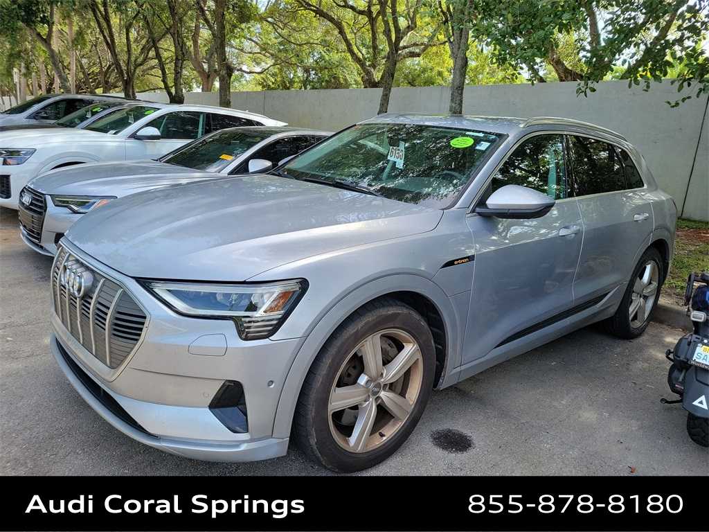Thumbnail: 2019 Audi e-tron - 4