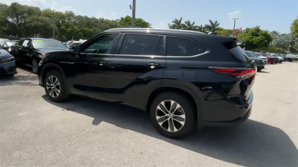2024 Toyota Highlander XLE 6