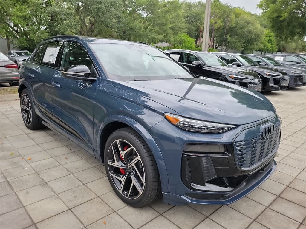 Thumbnail: 2025 Audi SQ6 e-tron - 2
