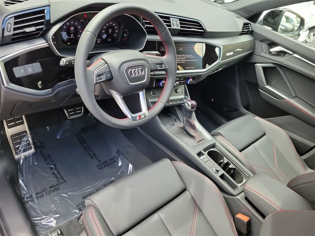 Thumbnail: 2025 Audi Q3 - 2