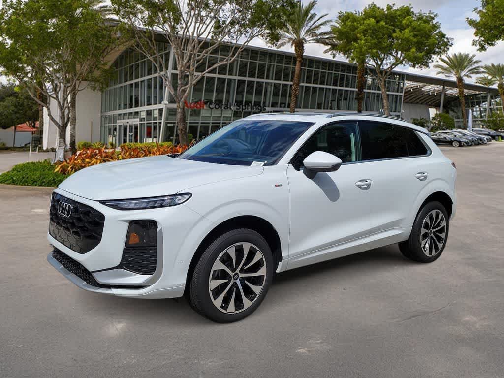 Thumbnail: 2026 Audi Q3 - 1