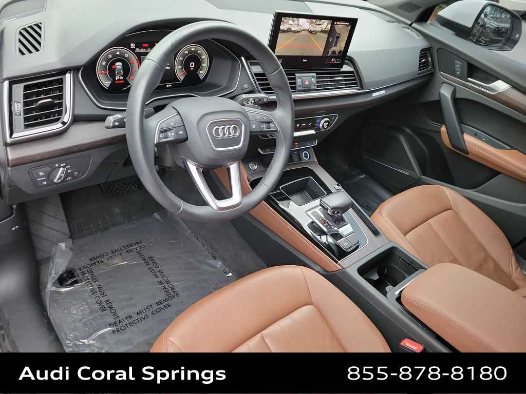 Thumbnail: 2022 Audi Q5 - 10