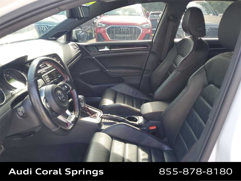 2016 Volkswagen Golf GTI Autobahn 19