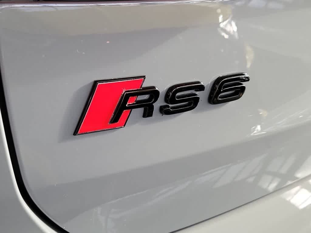 Thumbnail: 2026 Audi RS 6 - 7