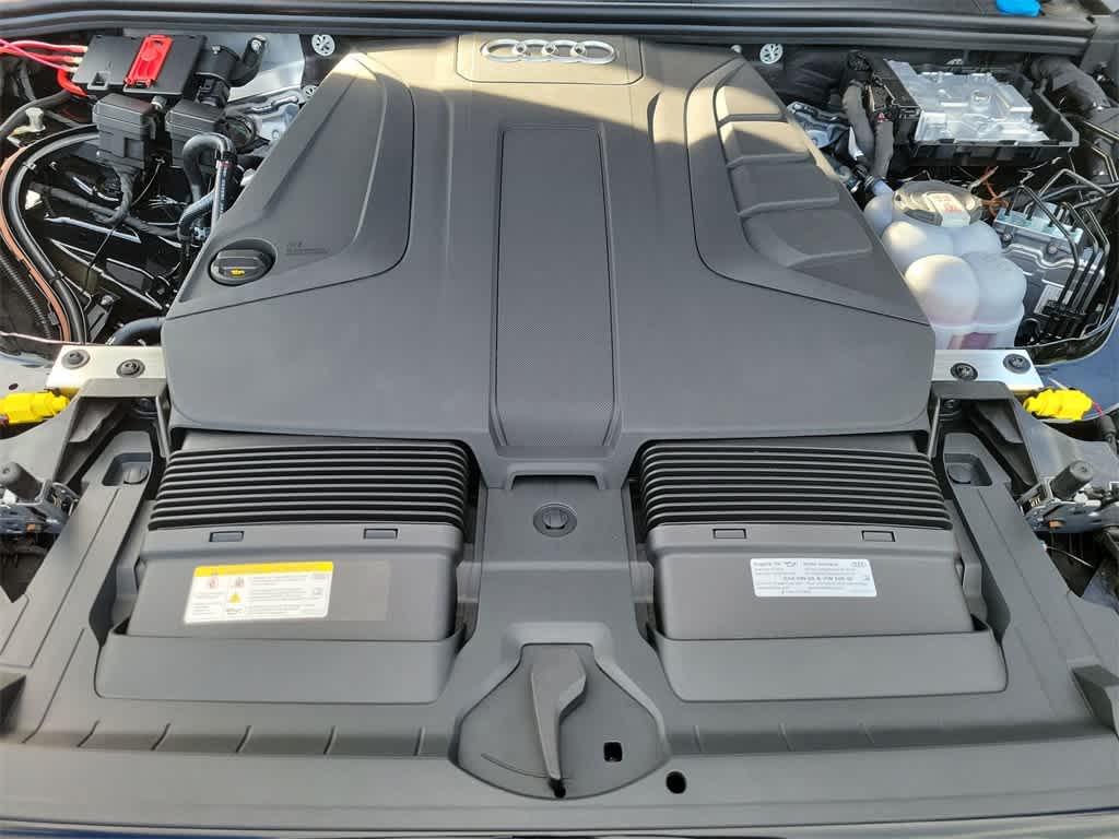 Thumbnail: 2026 Audi Q7 - 9