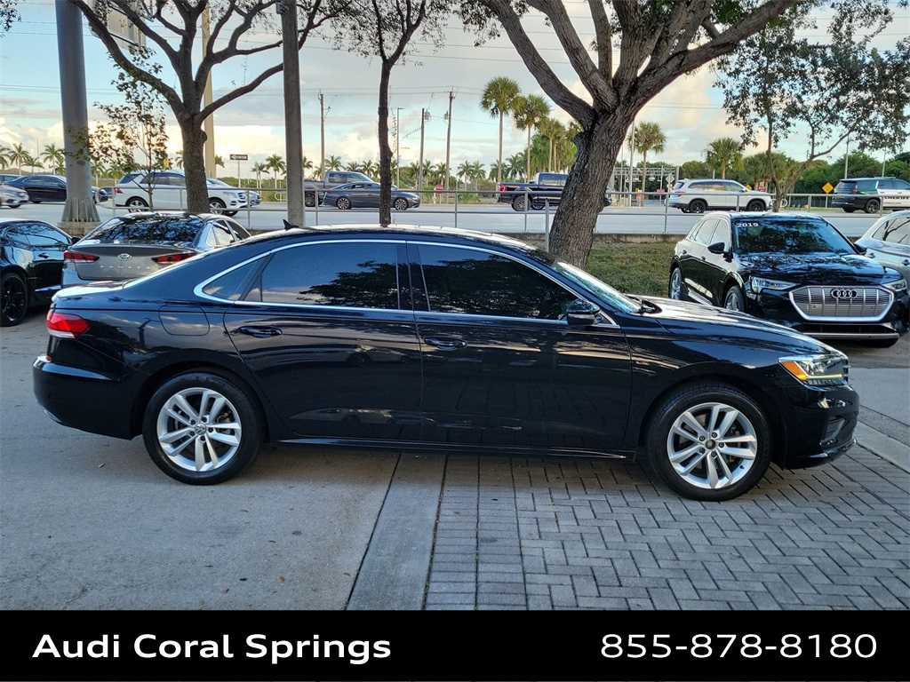 Thumbnail: 2020 Volkswagen Passat - 9