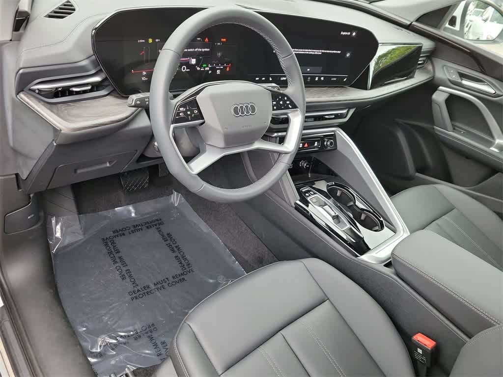 Thumbnail: 2025 Audi Q5 - 10