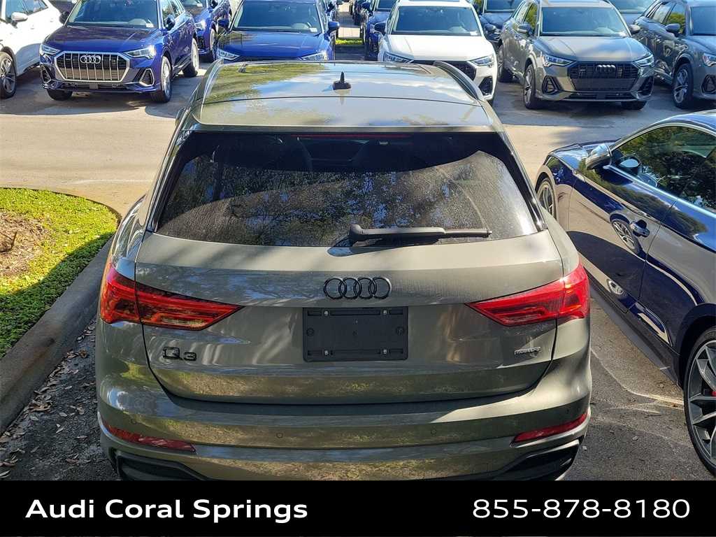 Thumbnail: 2023 Audi Q3 - 21