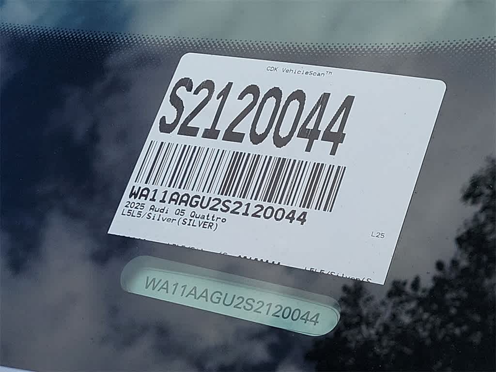 Thumbnail: 2025 Audi Q5 - 29