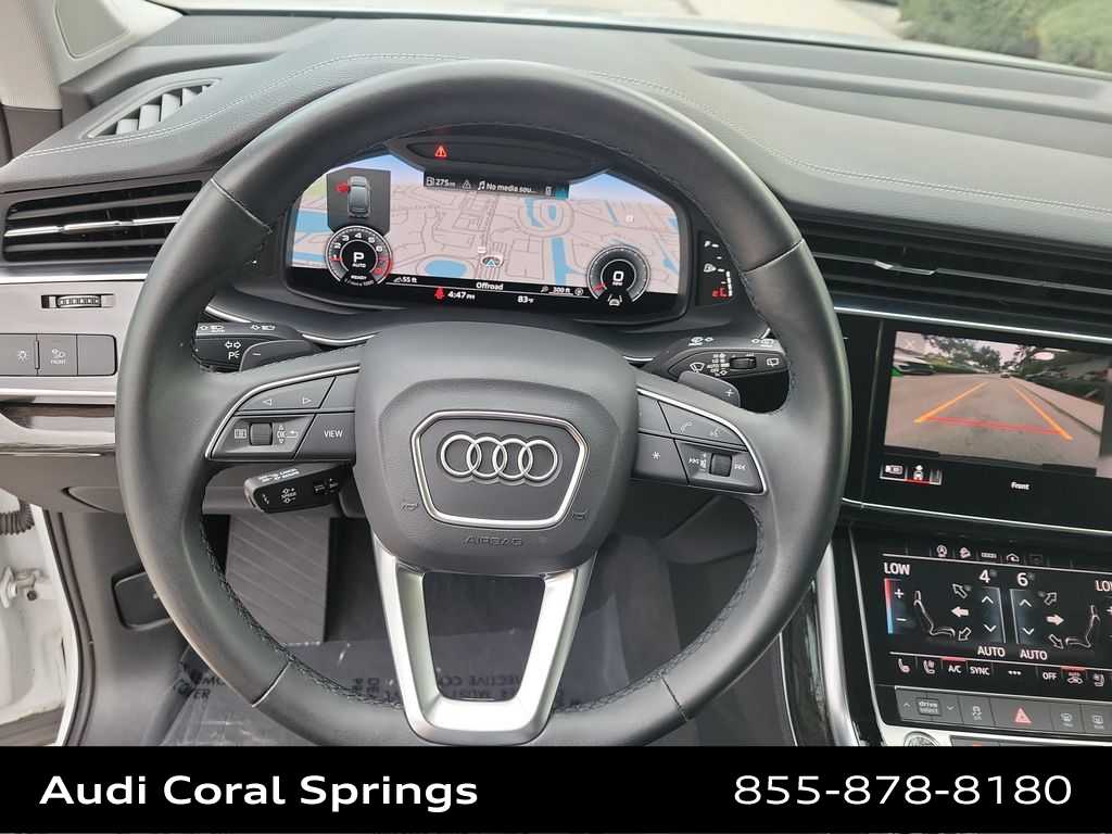 Thumbnail: 2023 Audi Q7 - 23