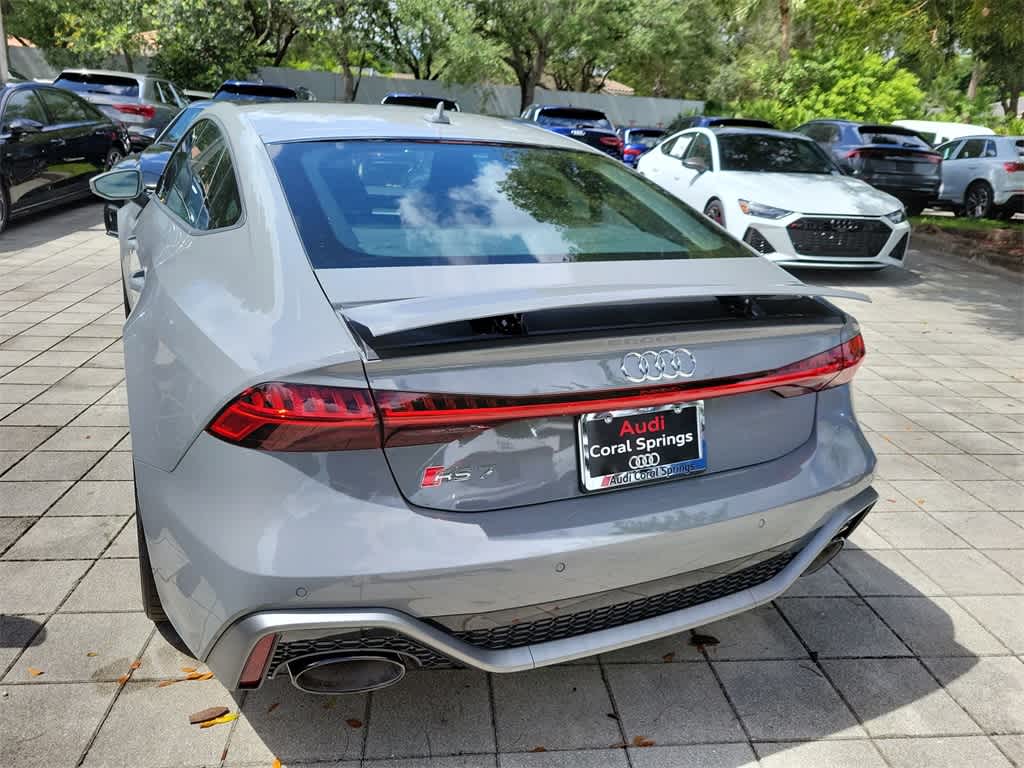 Thumbnail: 2025 Audi RS 7 - 3