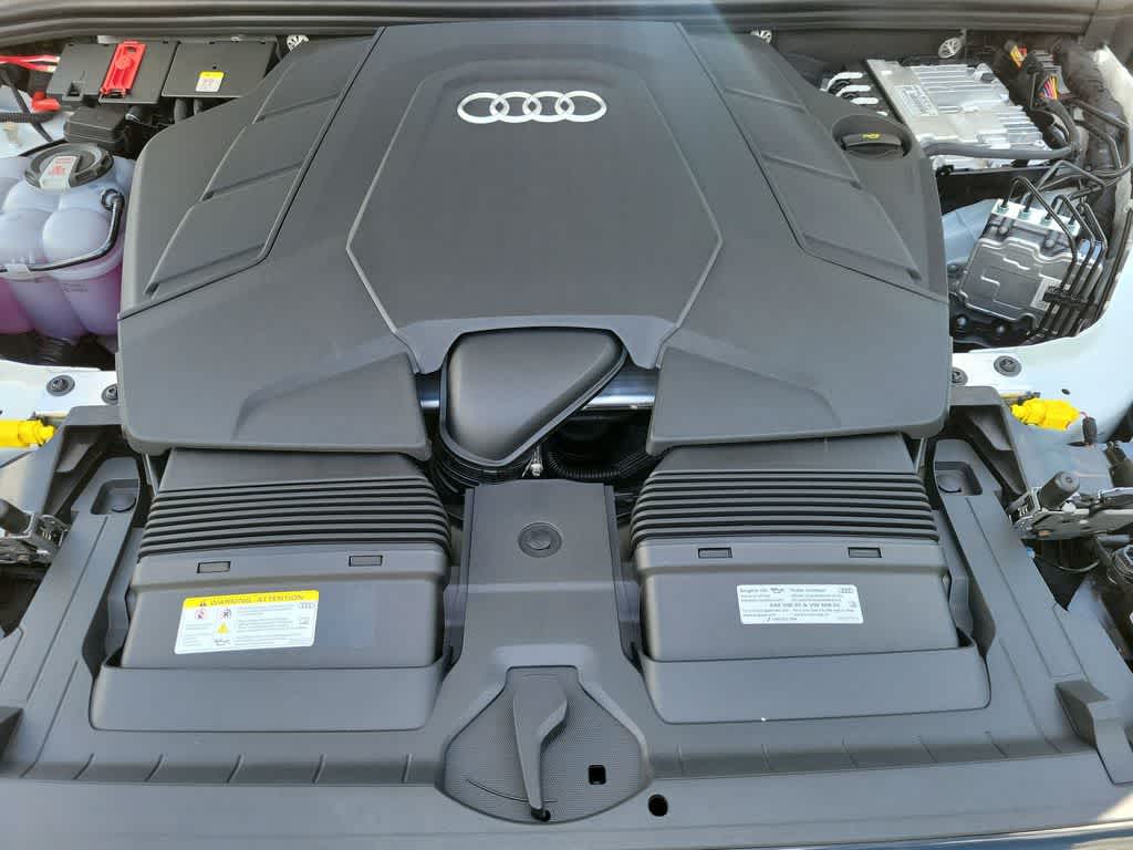 Thumbnail: 2026 Audi Q7 - 9
