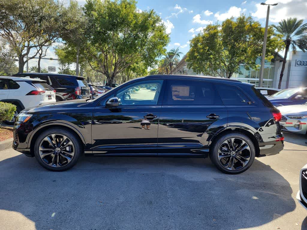Thumbnail: 2026 Audi Q7 - 11